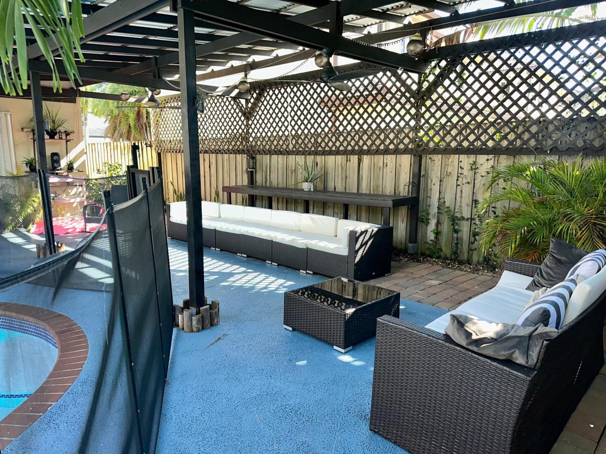Villa Big Beautiful House With Heated Pool Miami Exterior foto